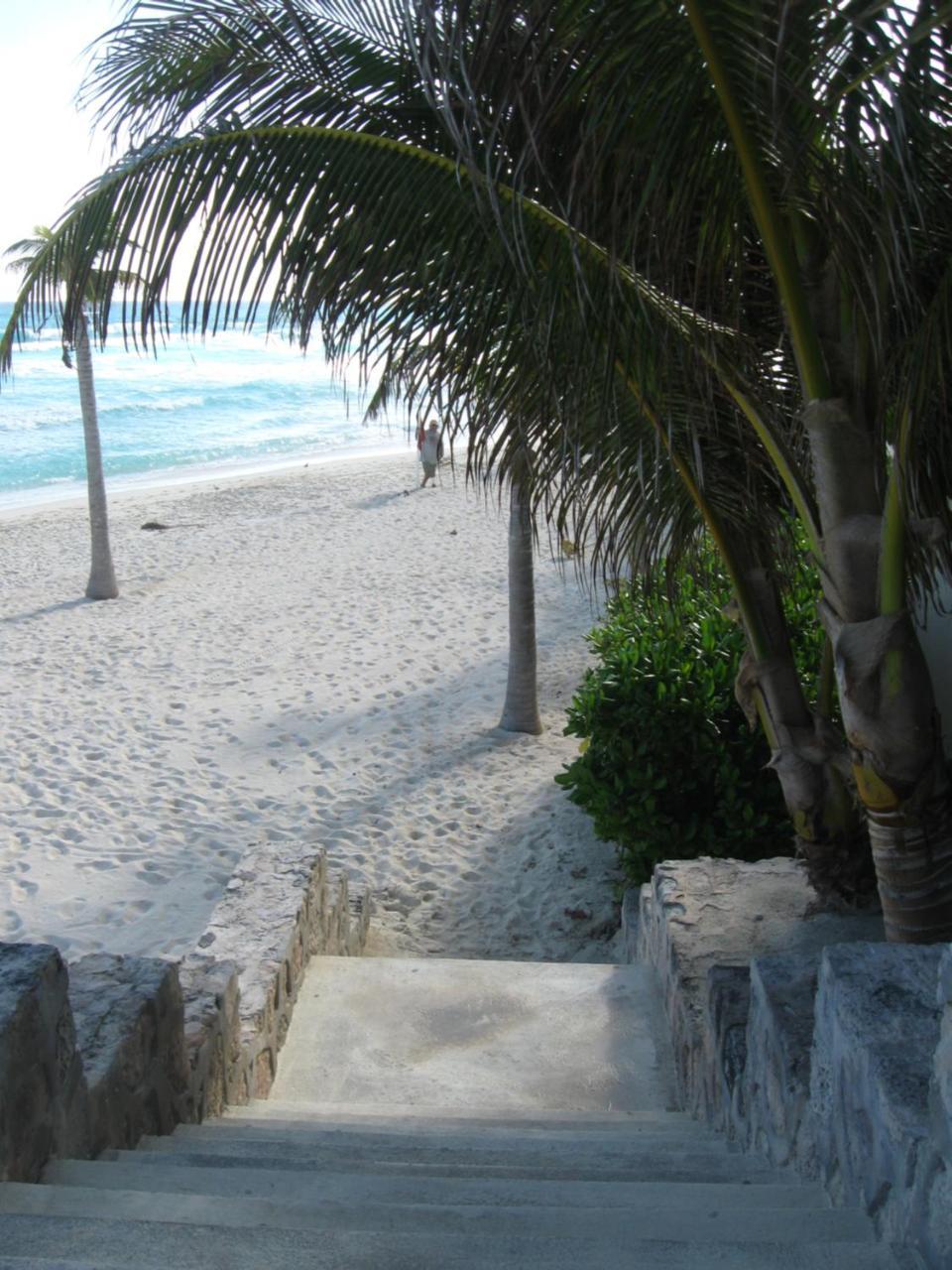 1 Bedroom Seaview Condo In Ocean Dream Resort Cancún Esterno foto